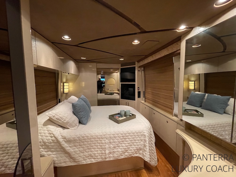 2003 Prevost Marathon XLII For Sale