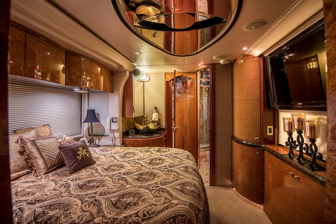 2003 Prevost Millennium XLII For Sale