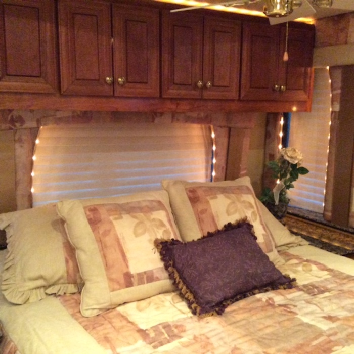 2004 Prevost American XLII For Sale