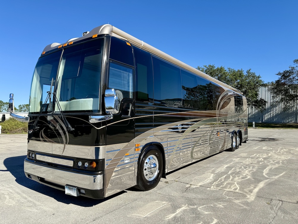 2004 Prevost Country Coach XLII For Sale