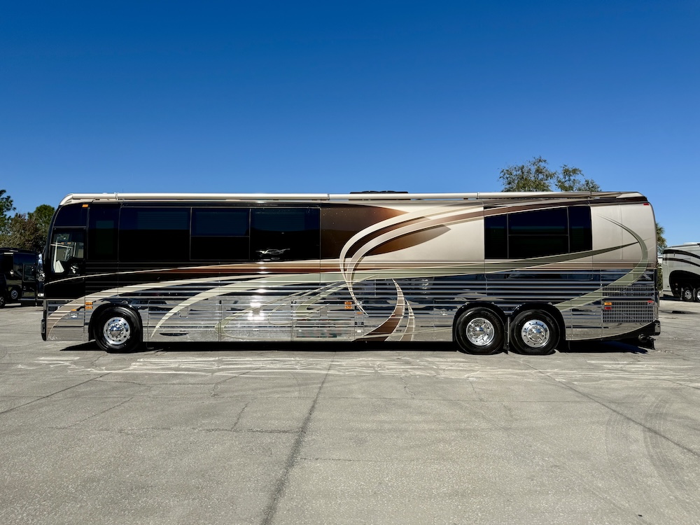 2004 Prevost Country Coach XLII For Sale