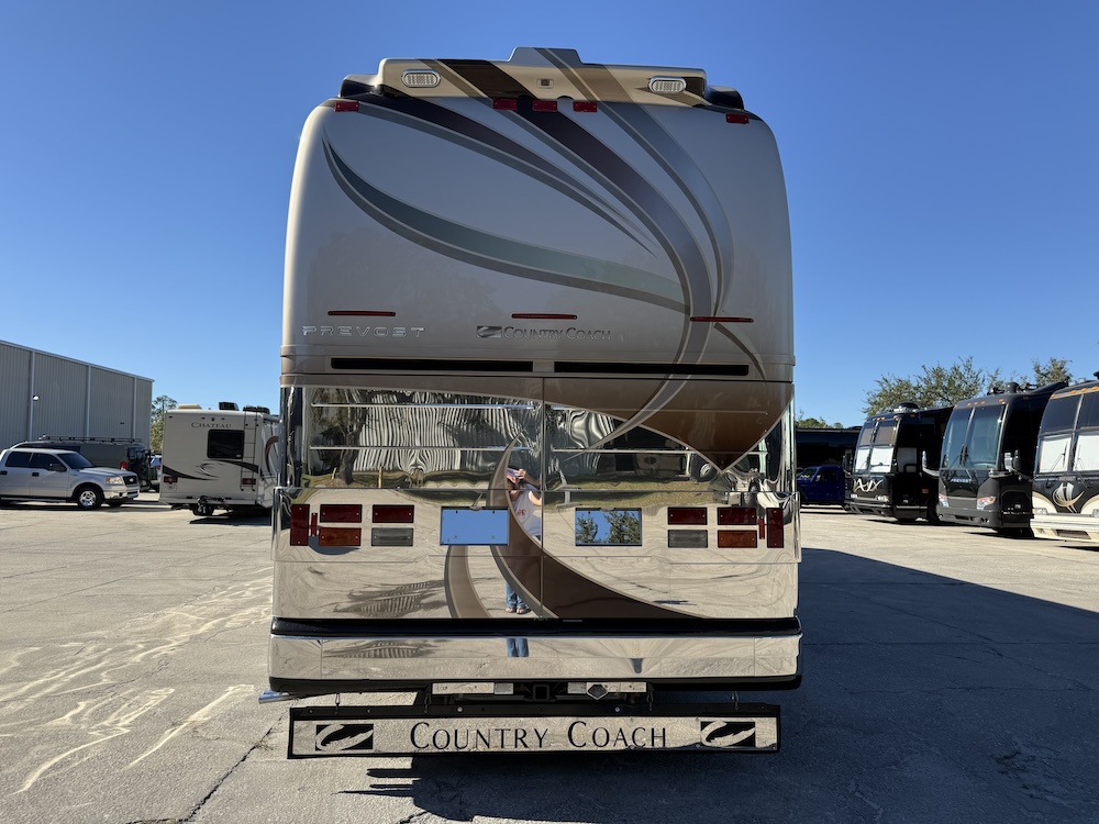 2004 Prevost Country Coach XLII For Sale