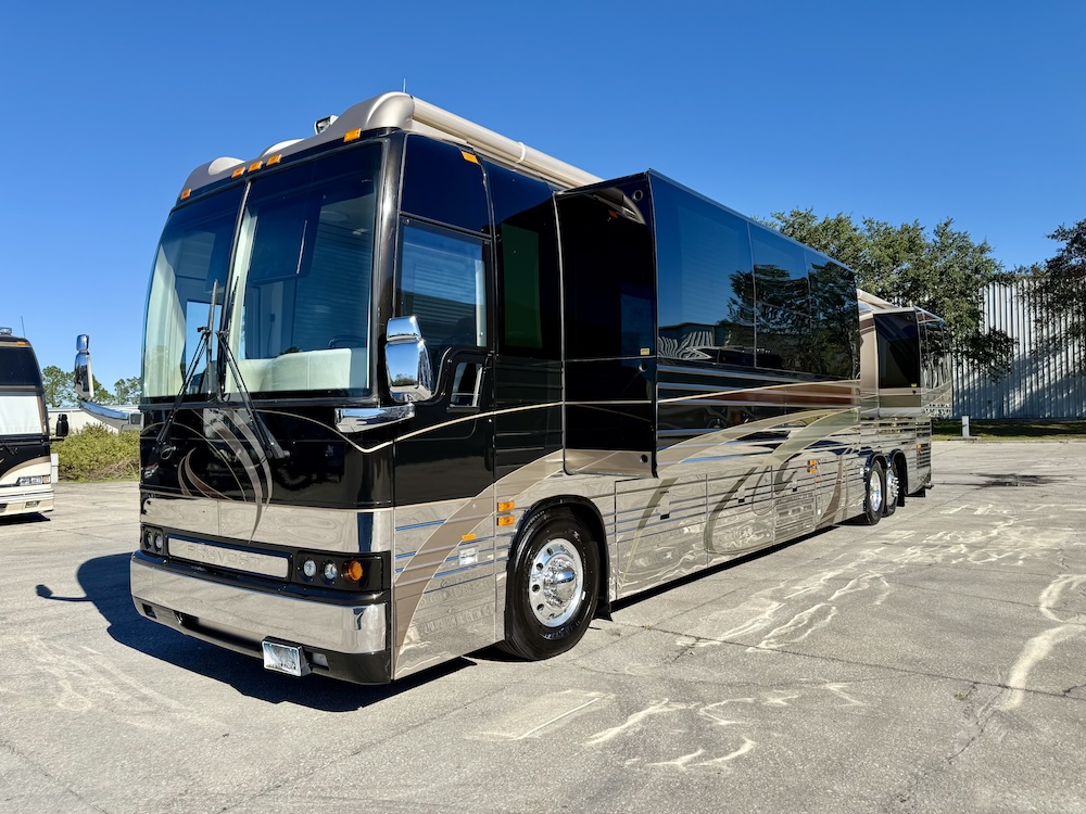 2004 Prevost Country Coach XLII For Sale