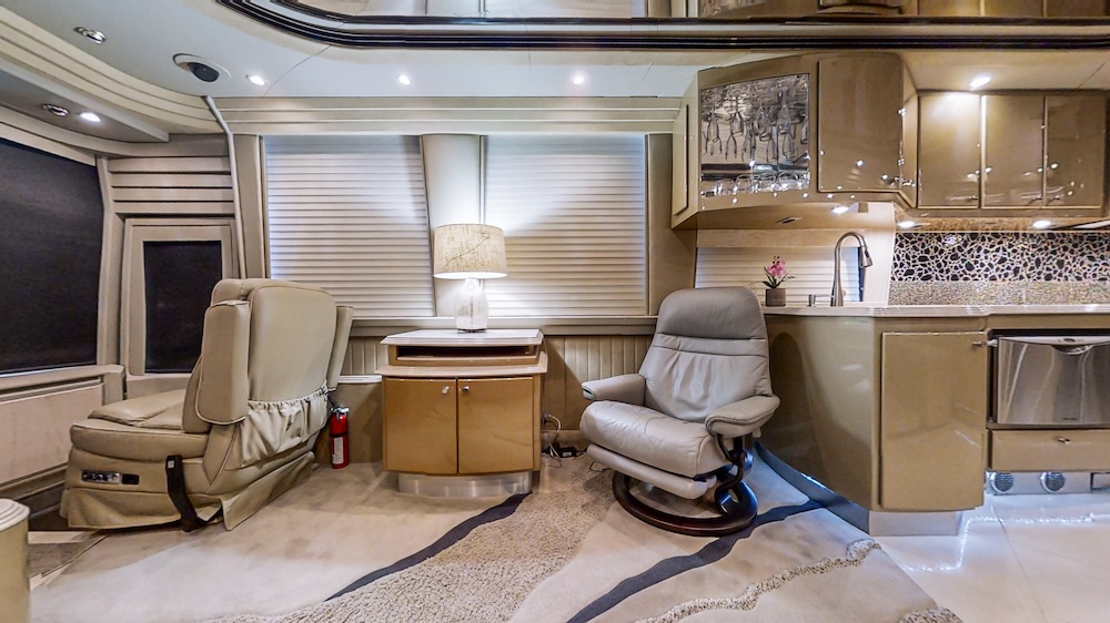 2004 Prevost Country Coach XLII For Sale