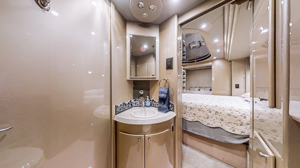 2004 Prevost Country Coach XLII For Sale