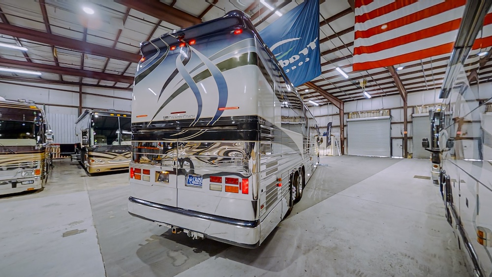 2004 Prevost Country Coach XLII For Sale