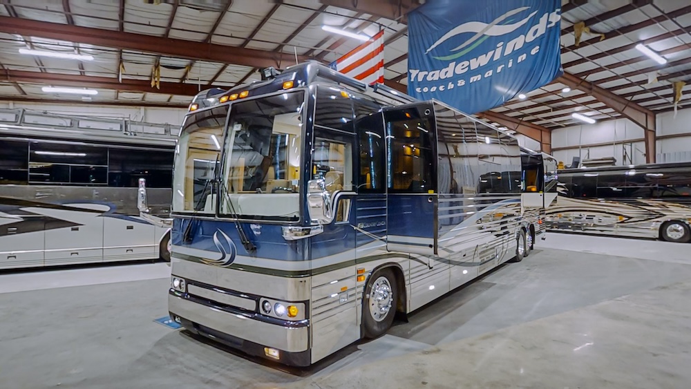 2004 Prevost Country Coach XLII For Sale