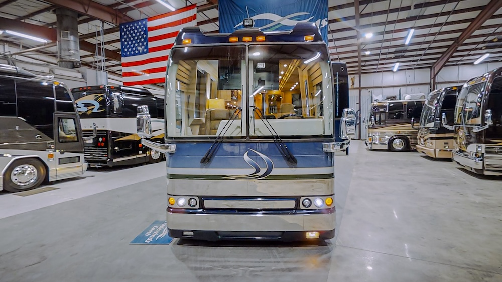 2004 Prevost Country Coach XLII For Sale