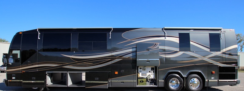 2004 Prevost Featherlite H3-45 For Sale