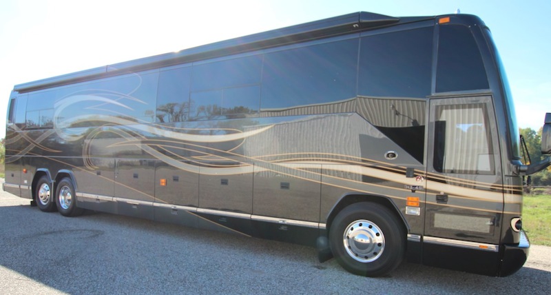 2004 Prevost Featherlite H3-45 For Sale