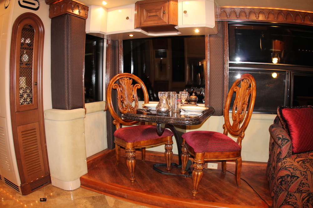 2004 Prevost Liberty H3-45 For Sale