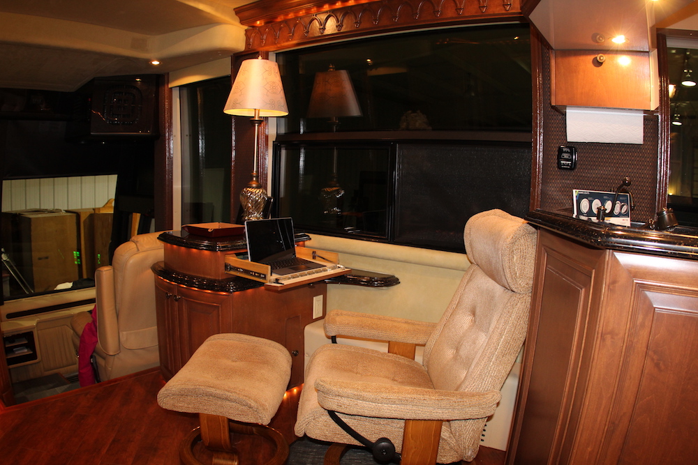 2004 Prevost Liberty H3-45 For Sale