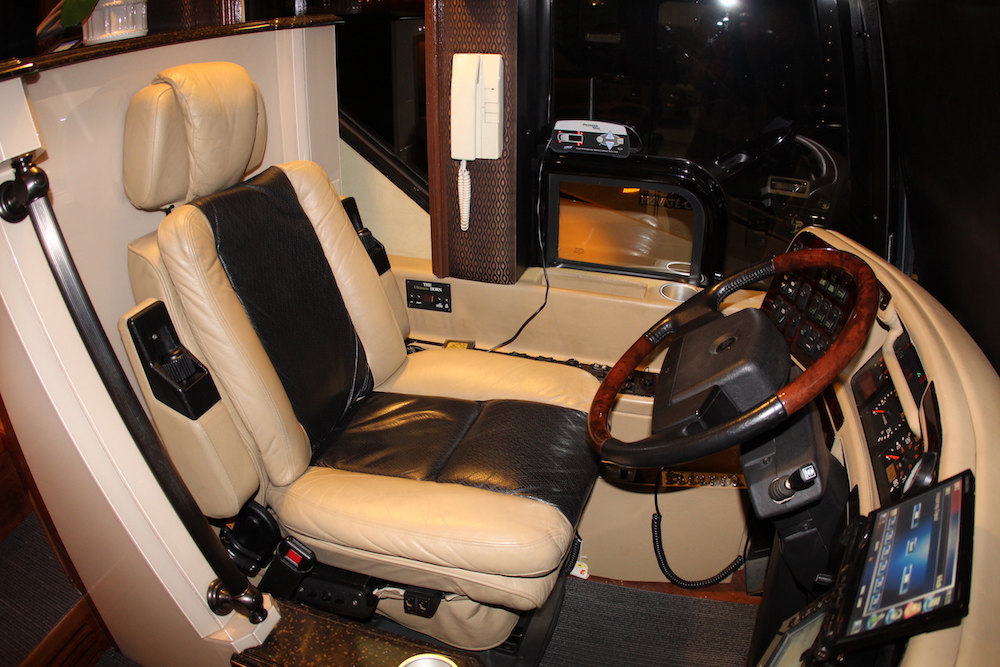 2004 Prevost Liberty H3-45 For Sale