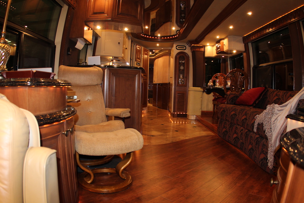 2004 Prevost Liberty H3-45 For Sale