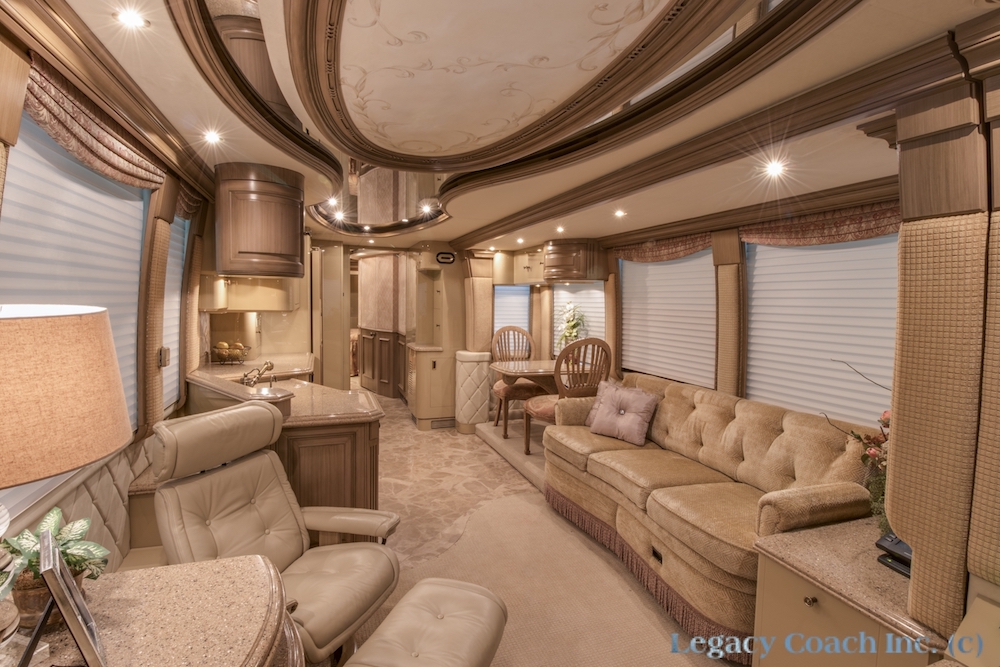 2004 Prevost Liberty XLII For Sale