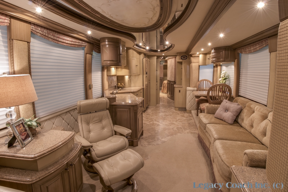 2004 Prevost Liberty XLII For Sale