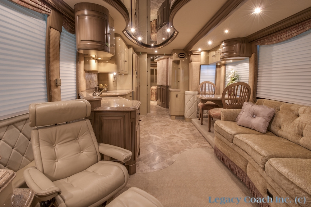 2004 Prevost Liberty XLII For Sale