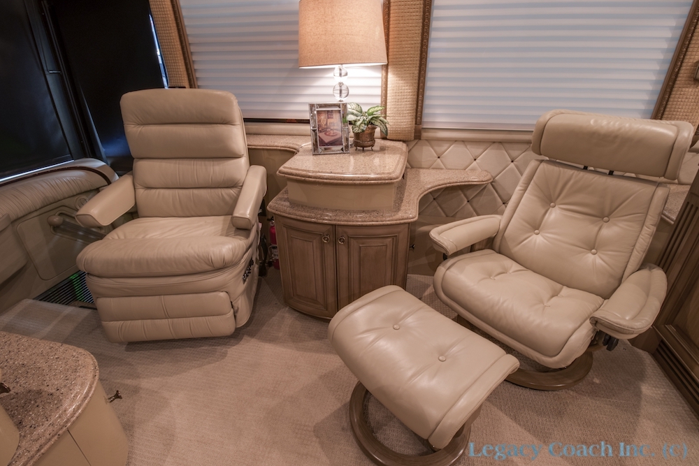 2004 Prevost Liberty XLII For Sale