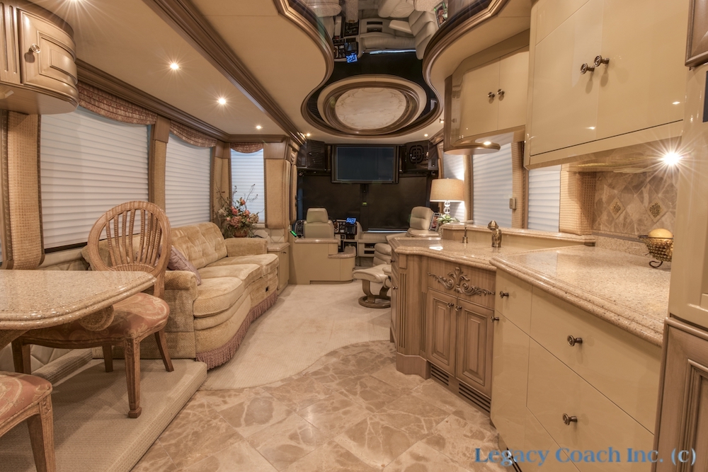 2004 Prevost Liberty XLII For Sale