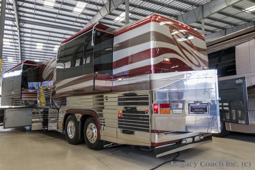 2004 Prevost Liberty XLII For Sale