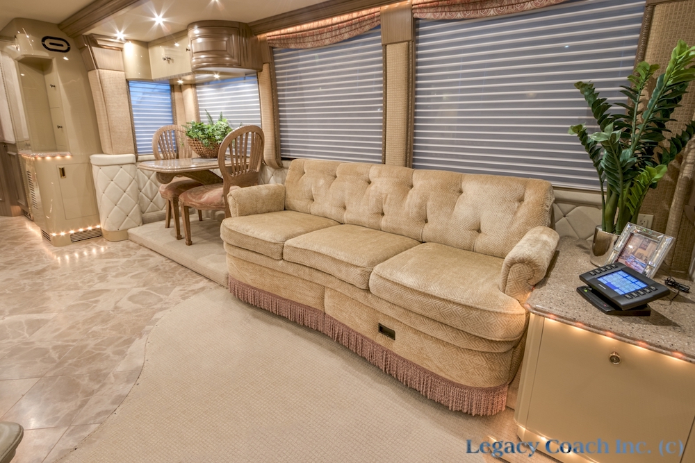 2004 Prevost Liberty XLII For Sale