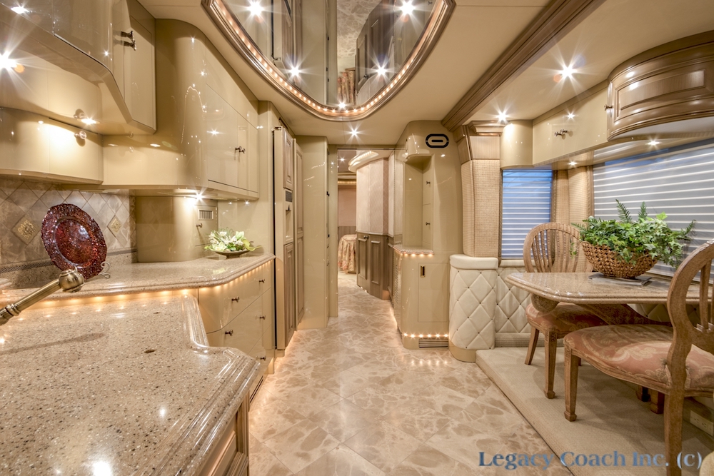 2004 Prevost Liberty XLII For Sale