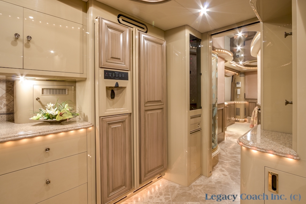 2004 Prevost Liberty XLII For Sale