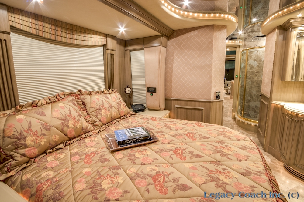 2004 Prevost Liberty XLII For Sale