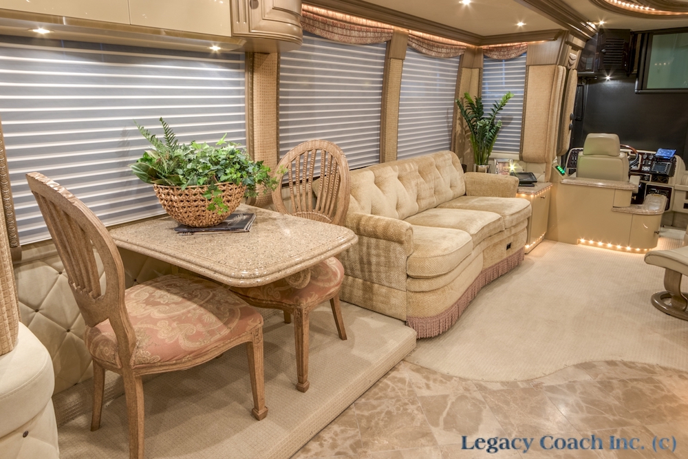 2004 Prevost Liberty XLII For Sale