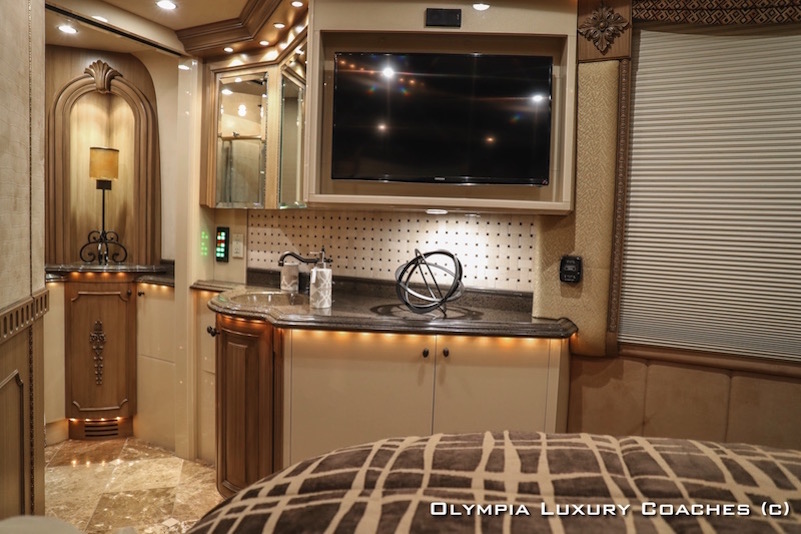 2004 Prevost Liberty XLII For Sale