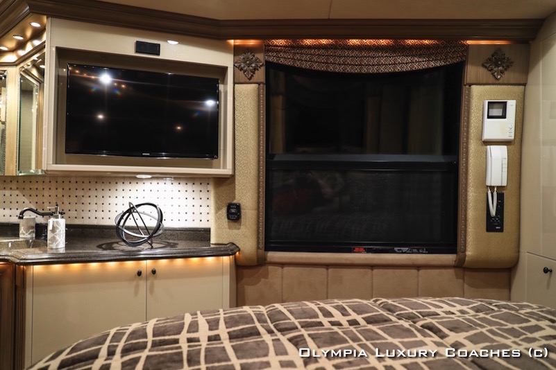 2004 Prevost Liberty XLII For Sale