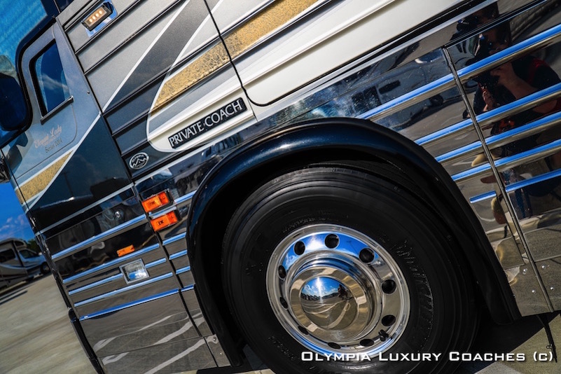 2004 Prevost Liberty XLII For Sale