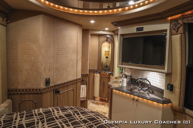 2004 Prevost Liberty XLII For Sale