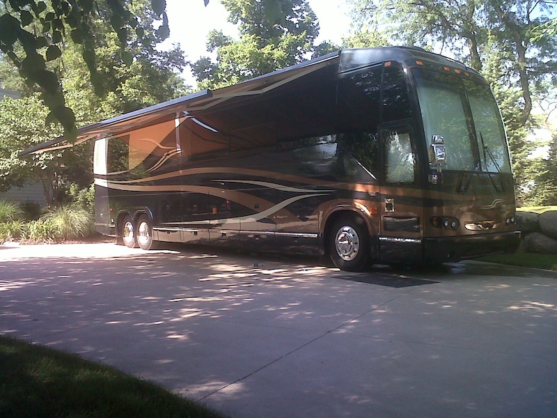 2004 Prevost Marathon H3-45 For Sale