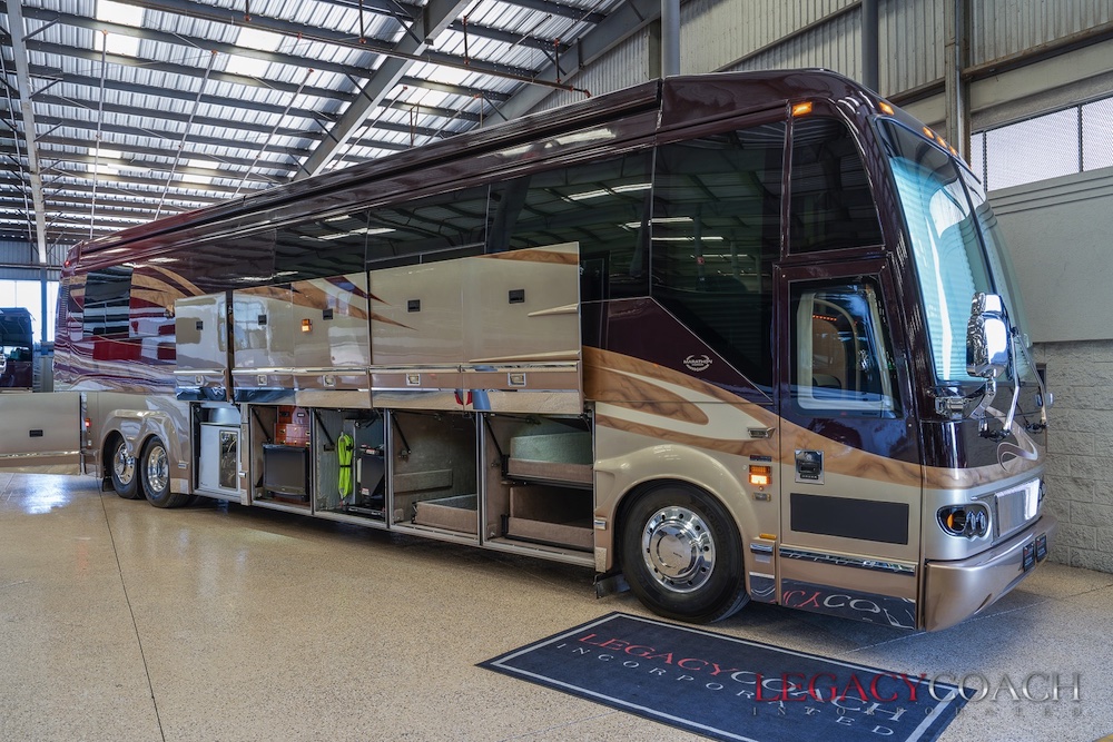 2004 Prevost Marathon H3-45 For Sale