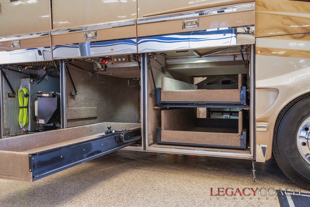 2004 Prevost Marathon H3-45 For Sale