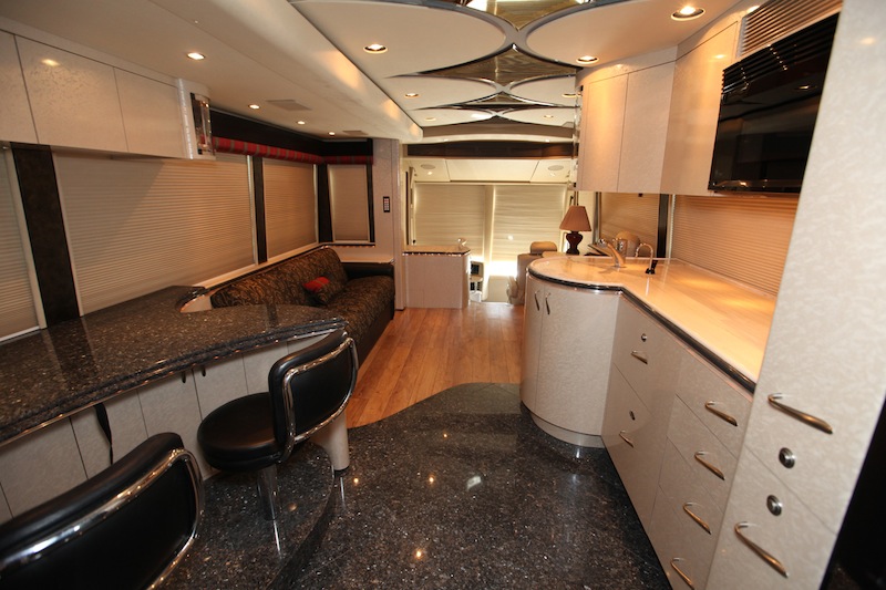 2004 Prevost Marathon For Sale