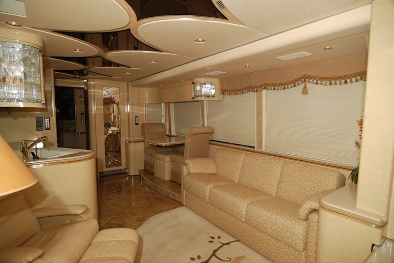 2004 Prevost Marathon XLII For Sale