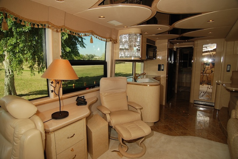 2004 Prevost Marathon XLII For Sale