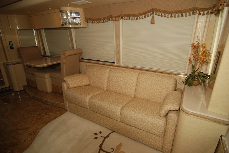 2004 Prevost Marathon XLII For Sale