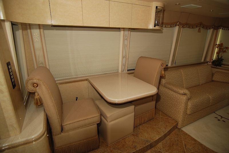 2004 Prevost Marathon XLII For Sale