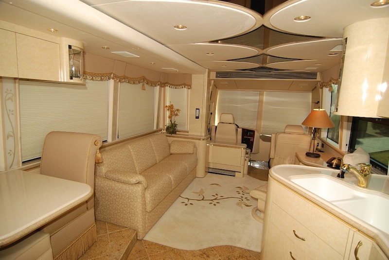 2004 Prevost Marathon XLII For Sale