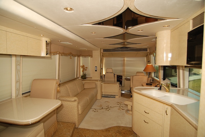 2004 Prevost Marathon XLII For Sale