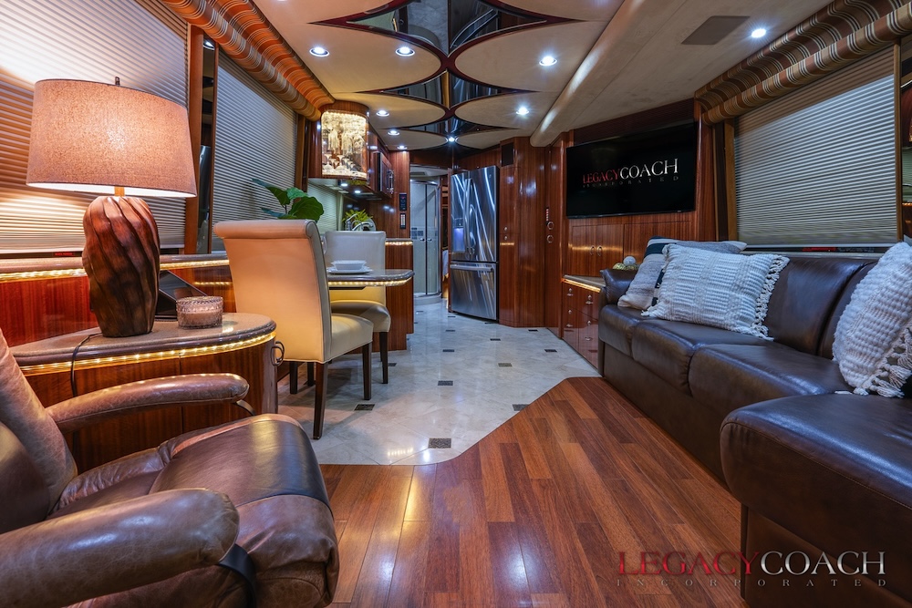 2004 Prevost Marathon XLII For Sale