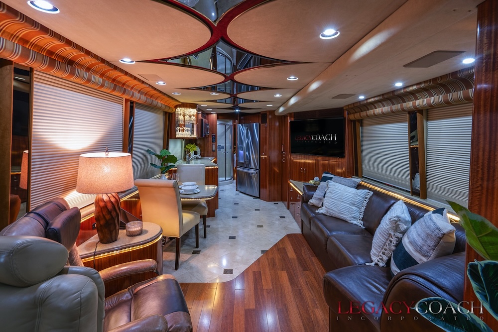 2004 Prevost Marathon XLII For Sale