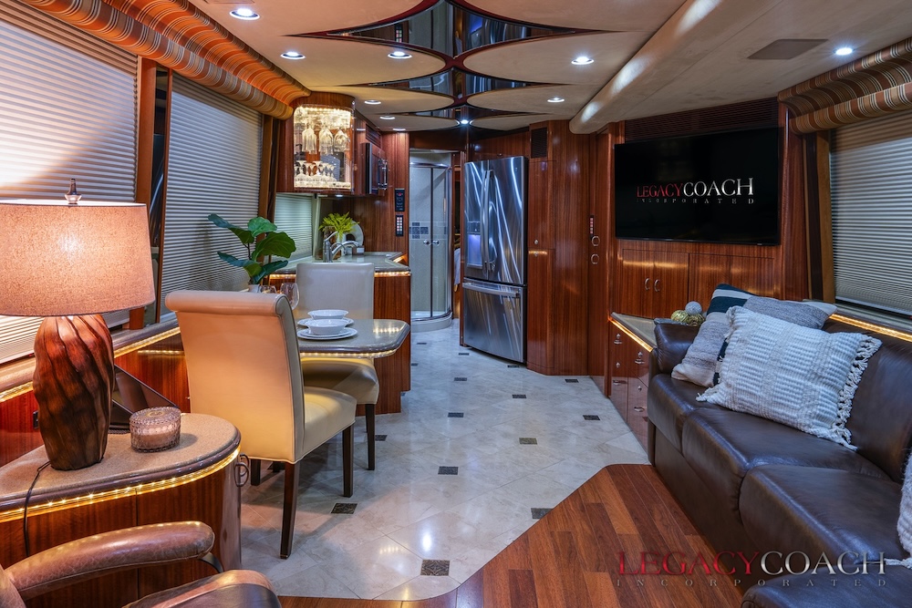 2004 Prevost Marathon XLII For Sale