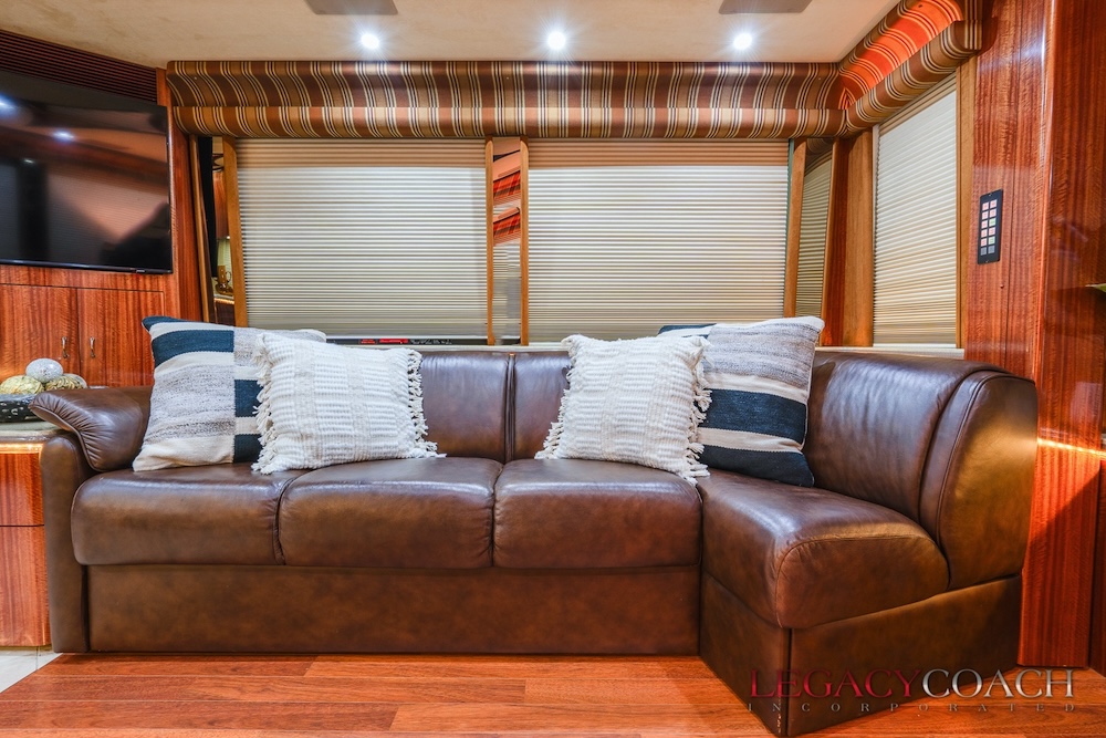 2004 Prevost Marathon XLII For Sale