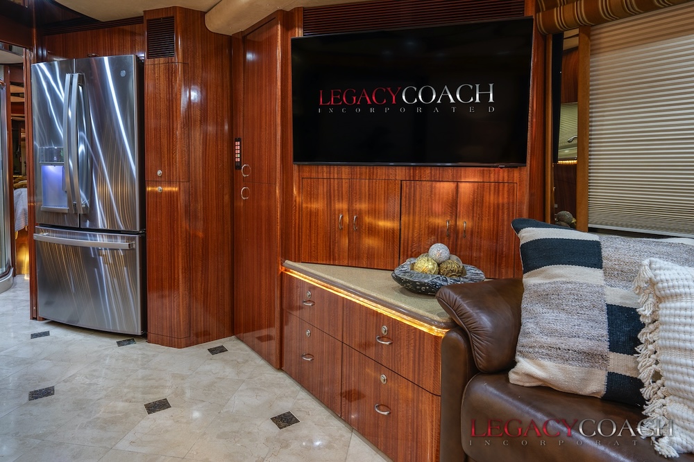 2004 Prevost Marathon XLII For Sale