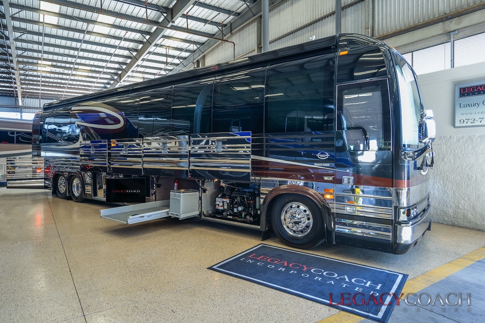 2004 Prevost Marathon XLII For Sale