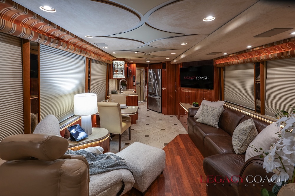 2004 Prevost Marathon XLII For Sale